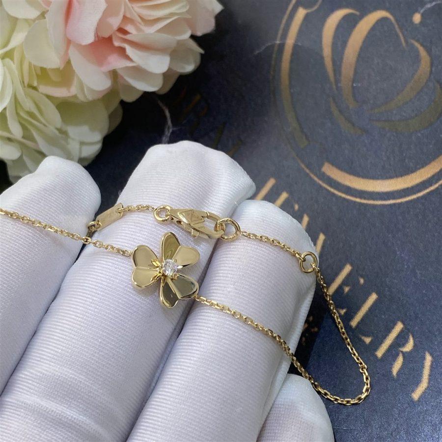 VCA FRIVOLE GOLD FLOWER BRACELET
