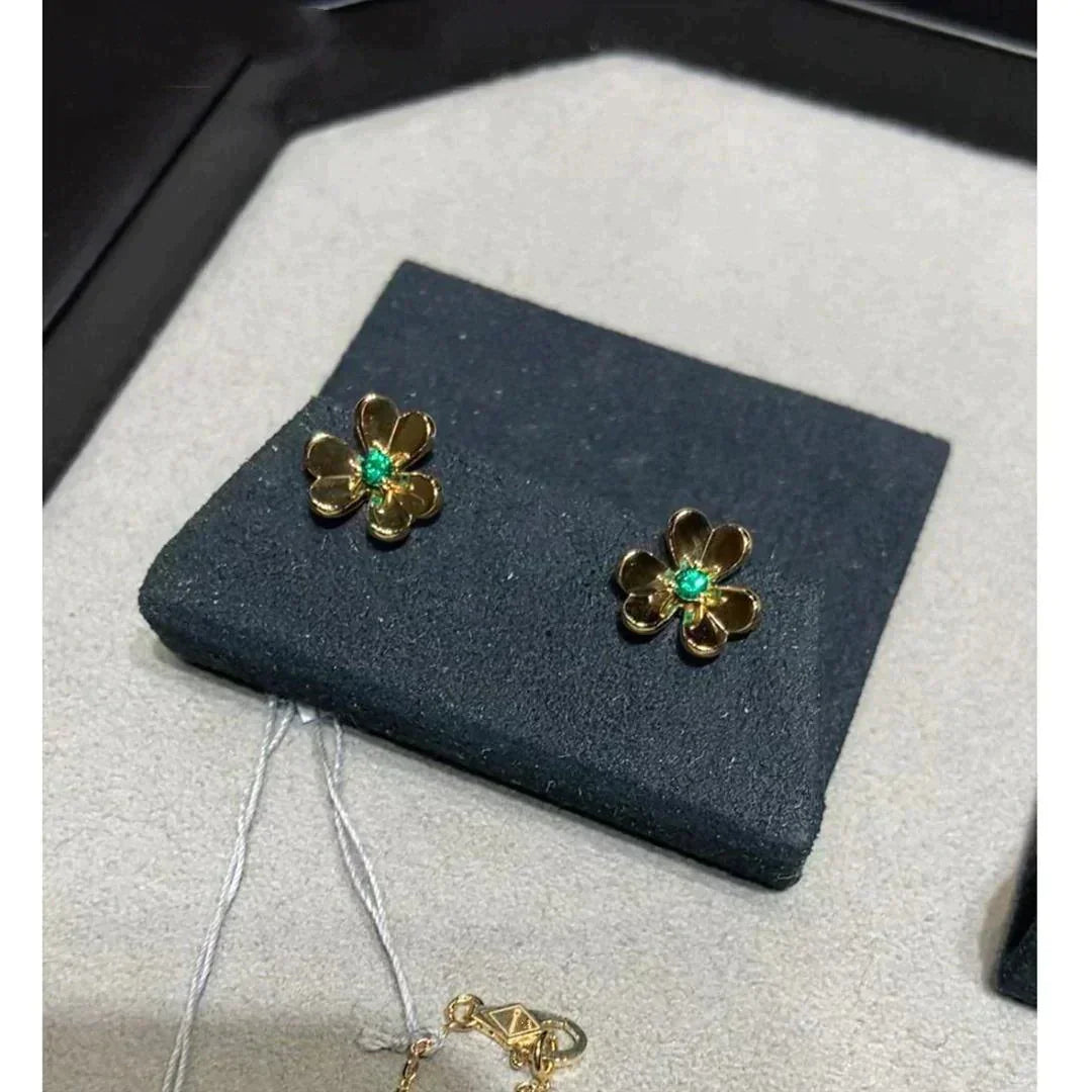 VCA FRIVOLE FLOWER MALACHITE EARRINGS