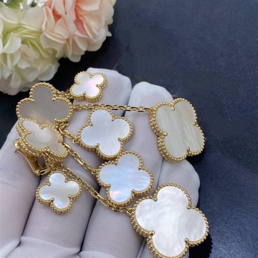 VCA CLOVER EARRINGS WHITE MOP 4 MOTIFS GOLD