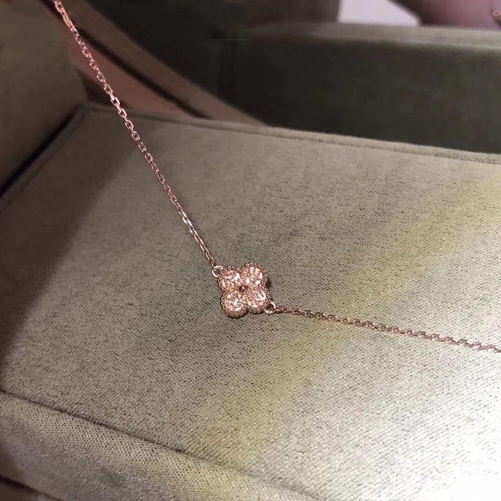 VCA CLOVER SINGLE FLOWER BRACELET