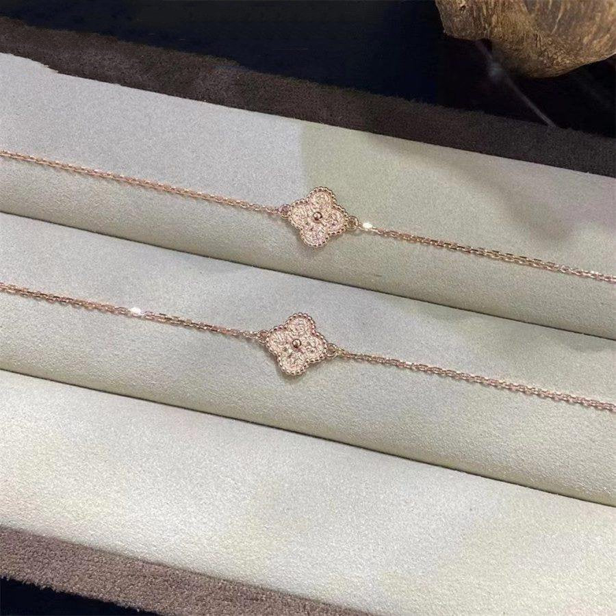 VCA CLOVER SINGLE FLOWER BRACELET
