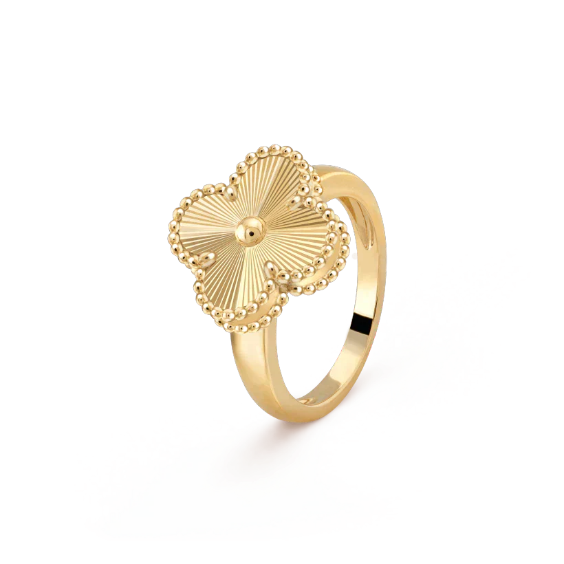VCA CLOVER GOLD RING