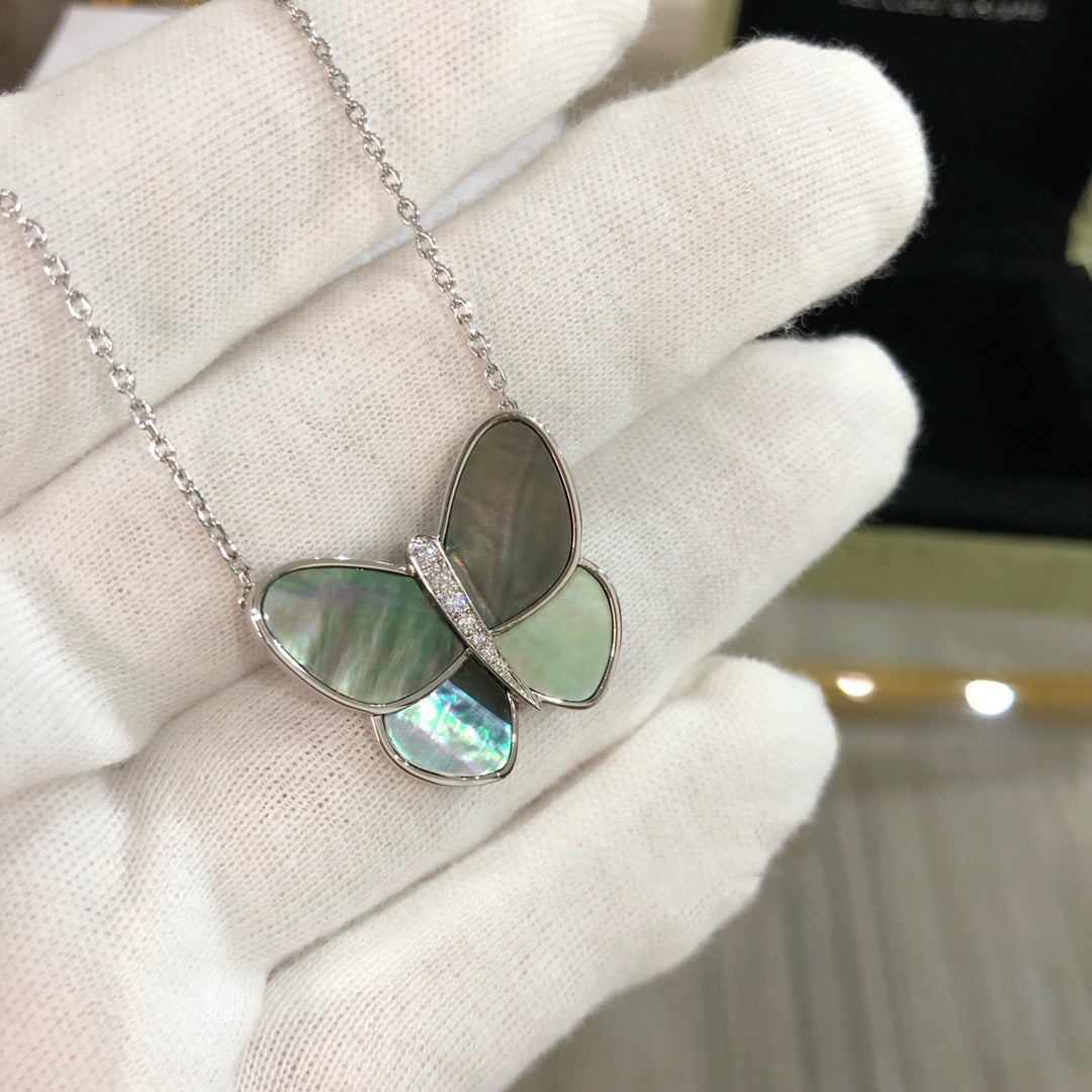 VCA LARGE BUTTERFLY SILVER PENDANT DIAMOND NECKLACE